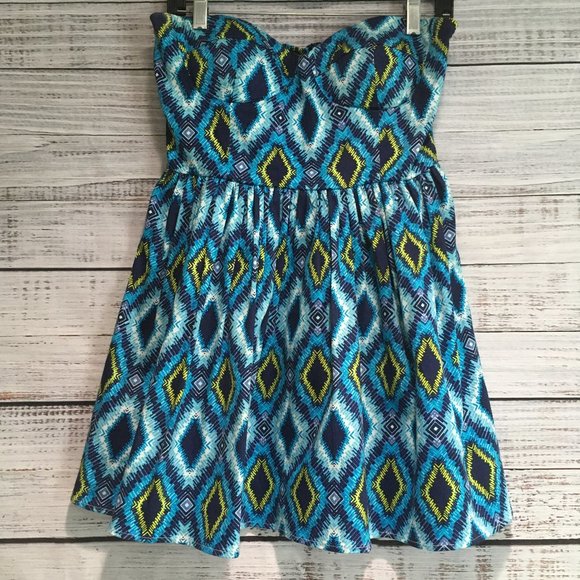 Streetwear Society Dresses & Skirts - Strapless summer dress size Large - P-02